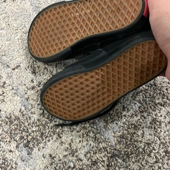 Toddler vans black gently used - Picture 3 of 3